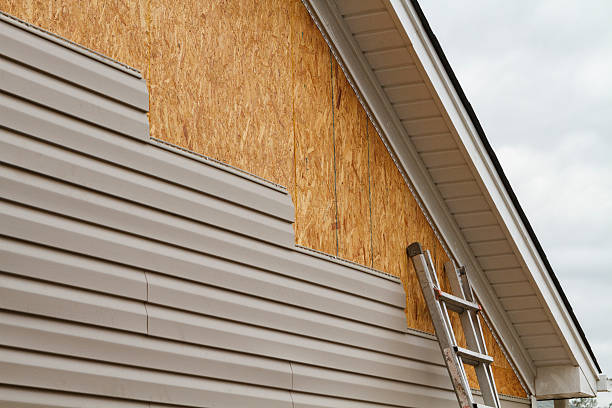 24/7 Emergency Siding Repair experts in Forest Park, GA